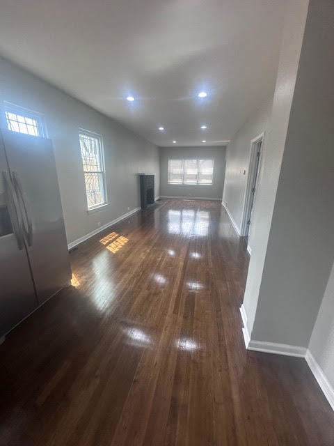 Foto del edificio - 3618 W 65th Pl