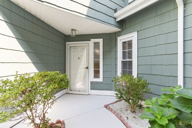 Building Photo - 48 Spyglass Cir