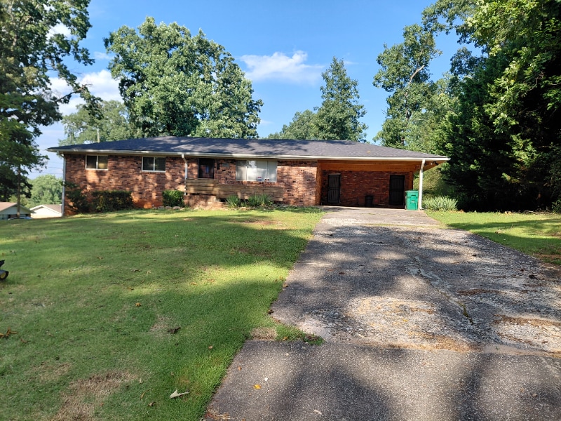 Primary Photo - 1688 Highland Pl