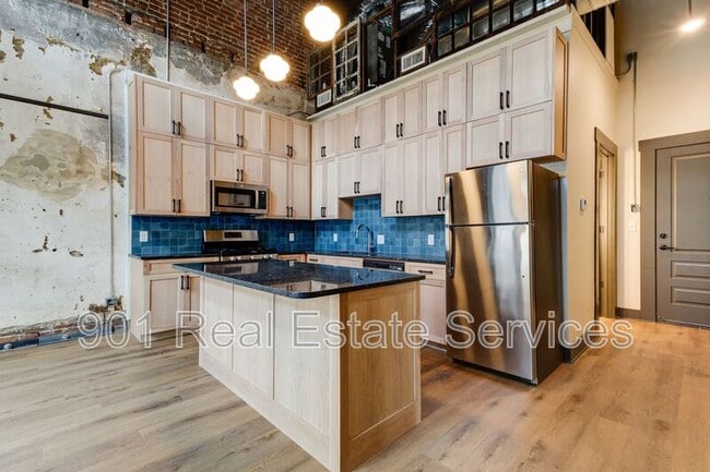 Foto del edificio - 124 Monroe Ave