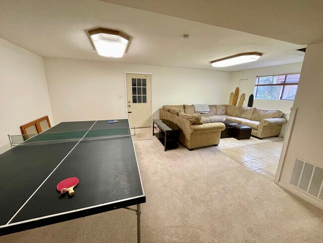 Common Area (Downstairs) - 17312 51st Ave S