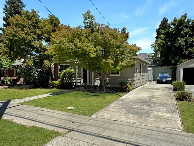 Foto del edificio - 445 Alviso St