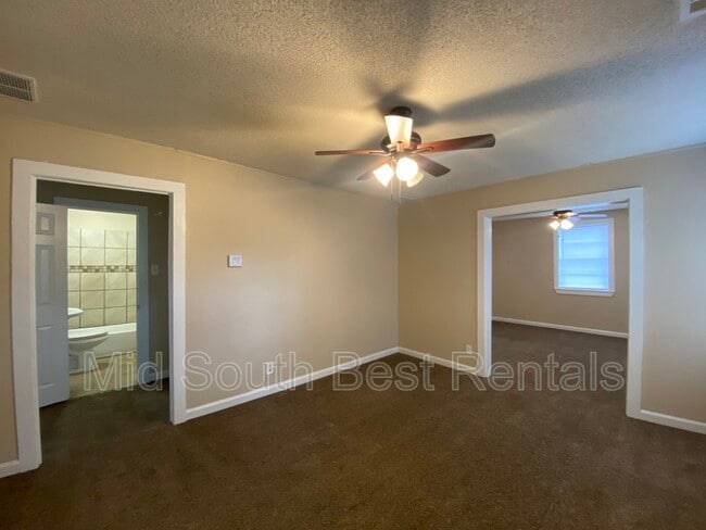 Building Photo - 133 Pickett Rd