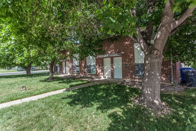 Building Photo - 1606 N Estrella Ave