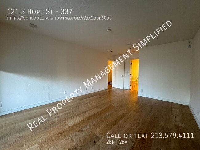 Building Photo - 121 S Hope St