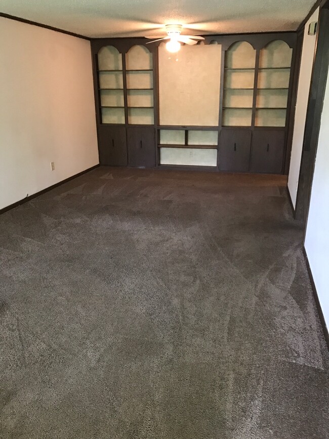 Foto del edificio - 881 1st St NE