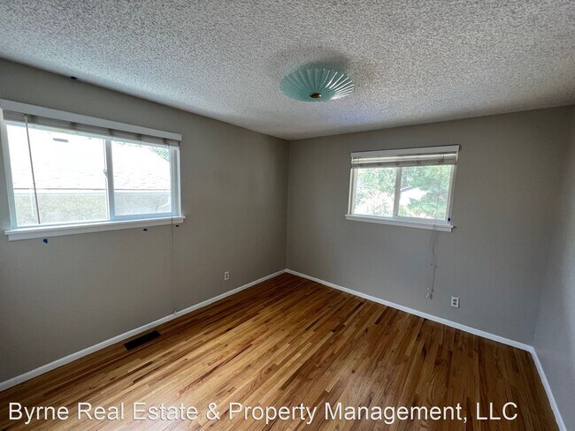 Building Photo - 4 br, 2 bath House - 1503 Newcastle Street