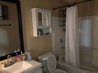 Building Photo - 5104 Fairington Village Dr