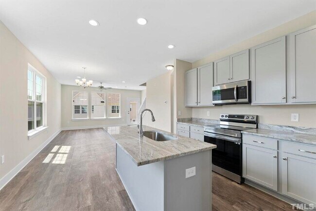 Foto del edificio - 910 Hillman Ln