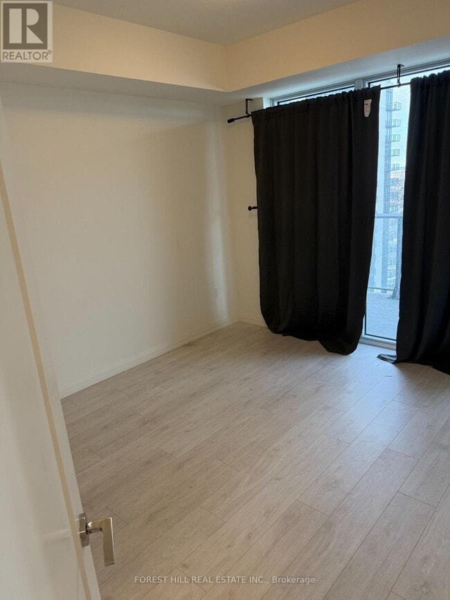 Building Photo - 8960 Jane St