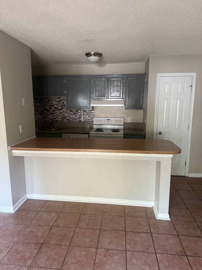 Foto del edificio - 2332 W Vandalia Rd