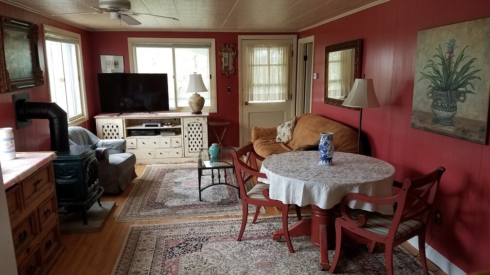 19 Cole St, Hampton, NH 03842 Condo for Rent in Hampton, NH