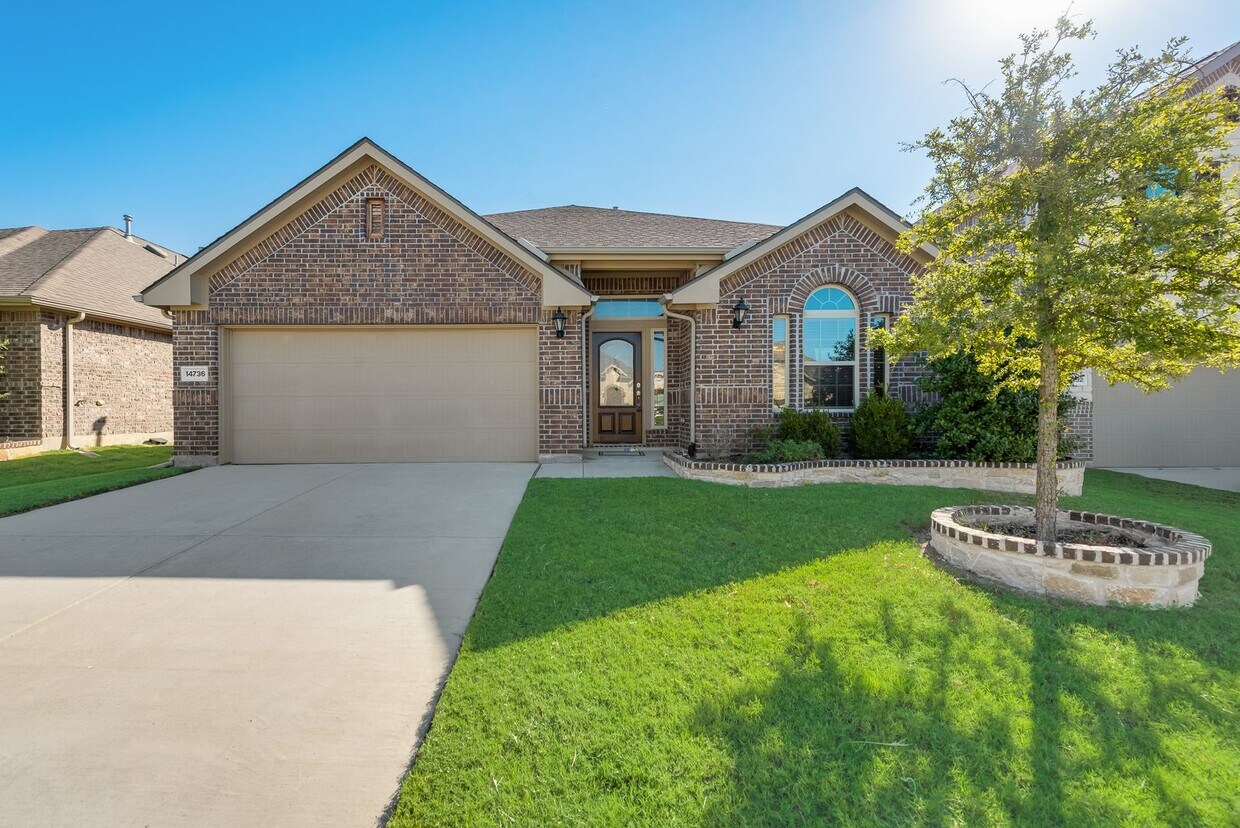 Foto principal - Come view this beautiful Ft. Worth home!