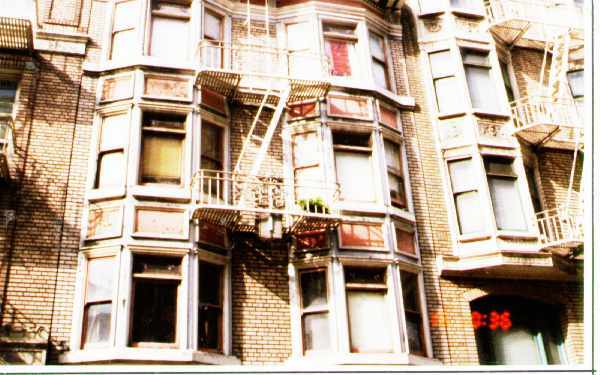 Building Photo - Rayon D'Or Apartments