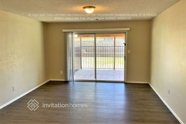 Building Photo - 5415 N 71st Dr