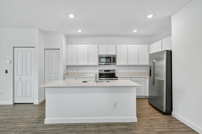 Foto del edificio - 301 SE Crossoak Ln