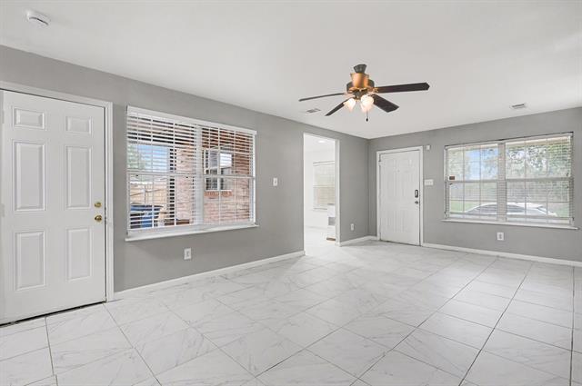 Building Photo - 1417 Hamburg St