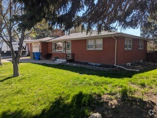 Building Photo - 735 S 19th Ave