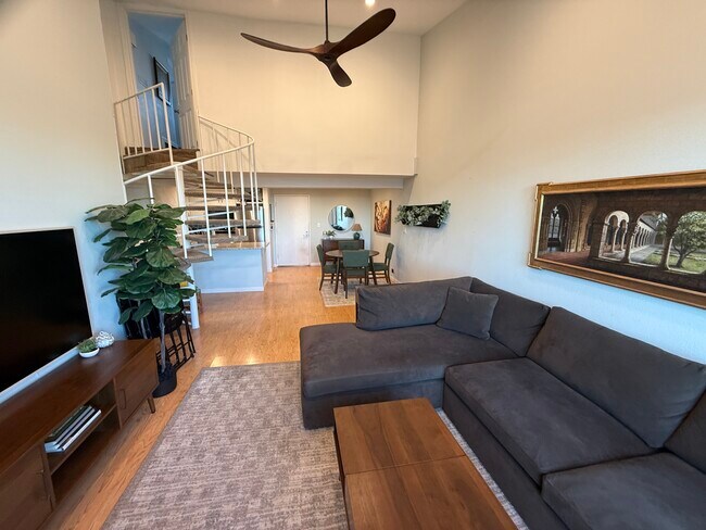 Foto del edificio - 1440 Veteran Ave