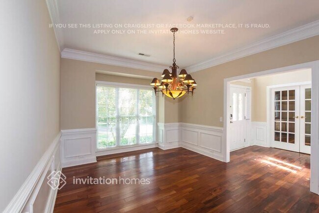 Foto del edificio - 7000 Weddington Brook Dr