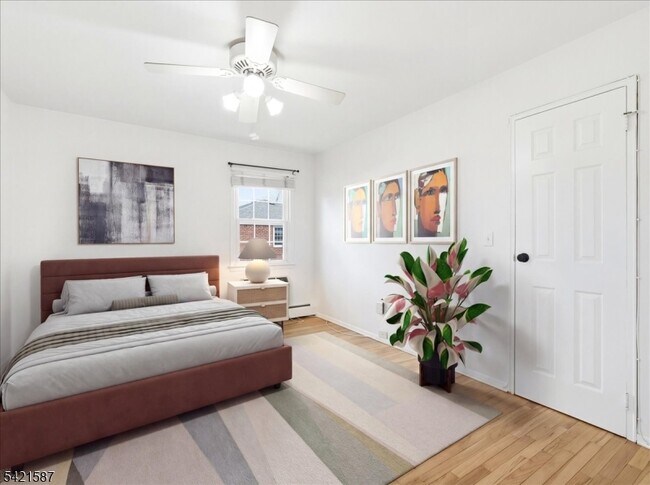 Foto del edificio - 115 Pitney Pl