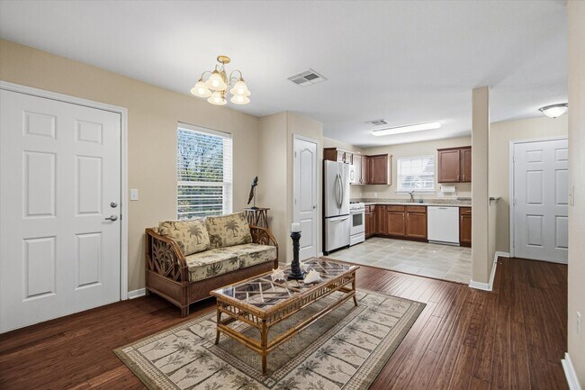 Foto del edificio - 1618 Bayou Shore Dr