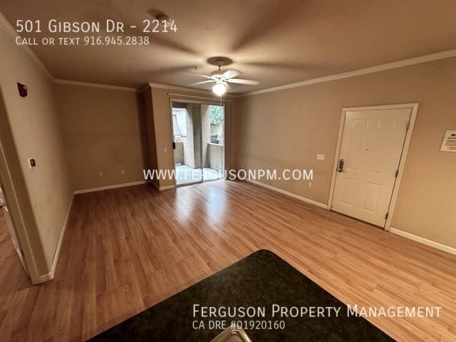 Building Photo - Ground Level One Bedroom Condo with Detach...