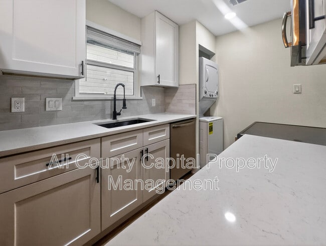 Building Photo - 3438 Willowrun Dr