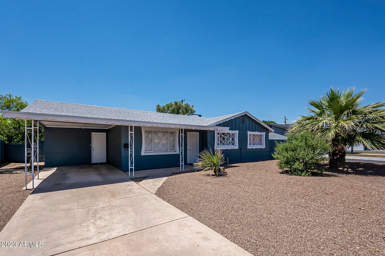 Foto principal - 1108 N 74th St