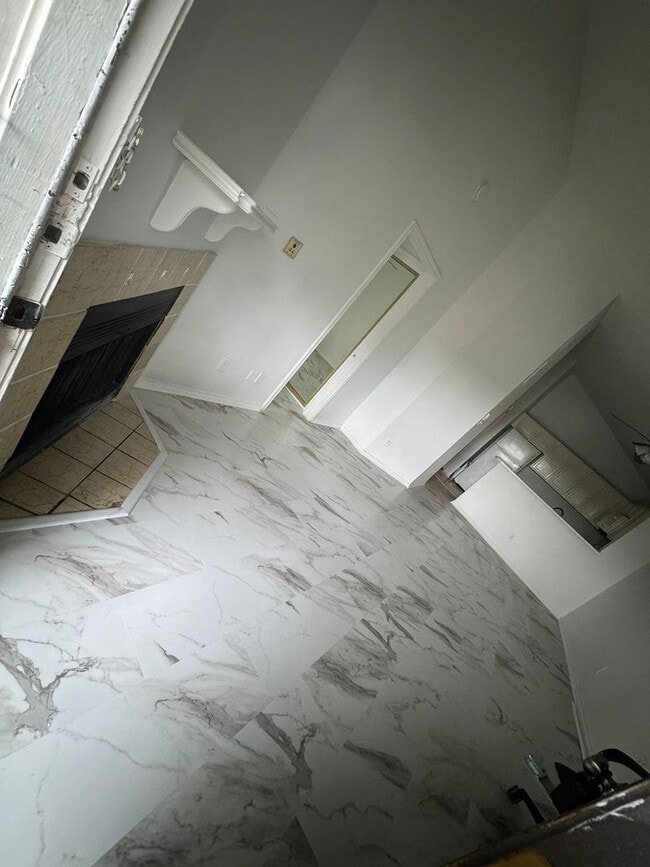 Photo - 6108 Abrams Rd House