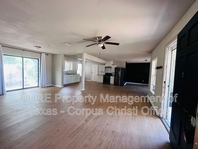 Building Photo - 1325 Tyler Ave