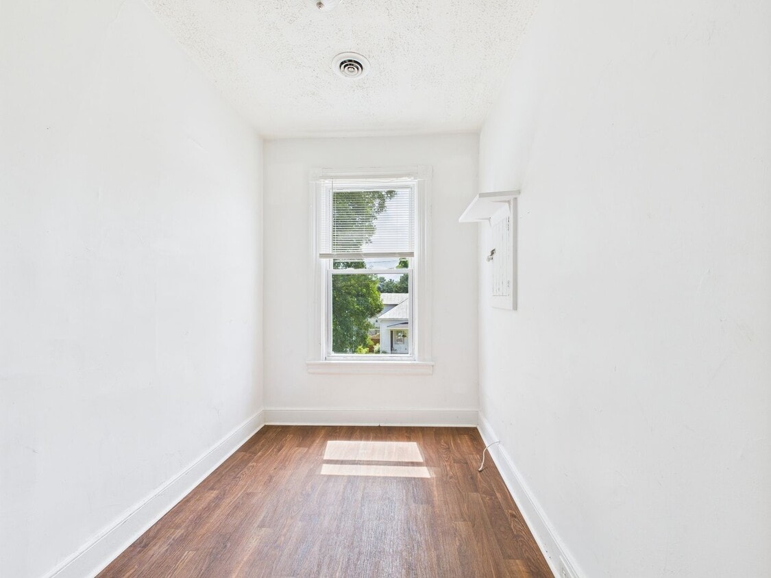 Foto principal - 3414 2nd Ave