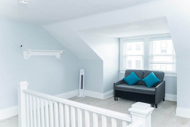 Foto del edificio - 5127 Holmes St