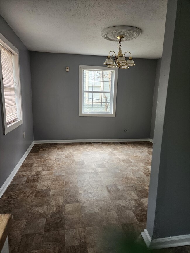 Building Photo - 1347 Jackson St