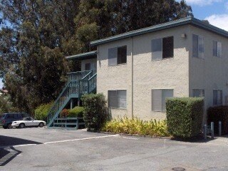 Building Photo - Creekside Apartments