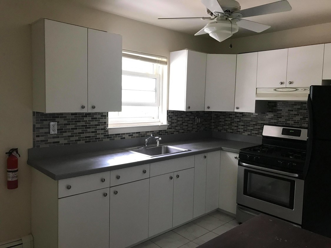 Kitchen - 2 Virginia Dr
