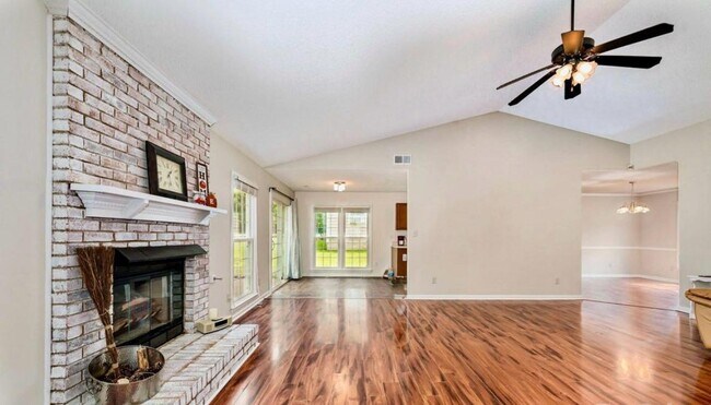 Foto del edificio - 4306 Wynborough Ln