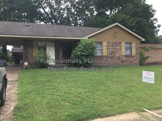 Building Photo - 3795 Hillridge St