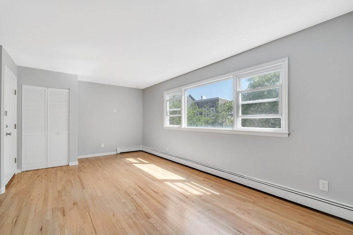 6810C Palisade Ave, Guttenberg, NJ 07093 House Rental in Guttenberg