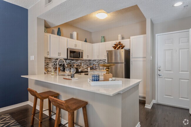 1HAB, 1BA - 800SF A3 - Cocina - Alesio Urban Center