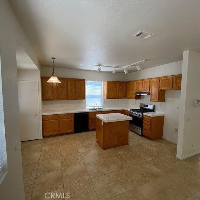 Building Photo - 1131 Valley View Dr