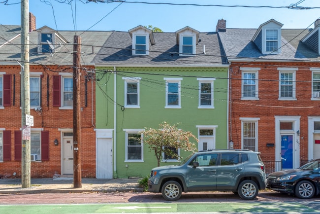 Foto del edificio - 249 N Mulberry St