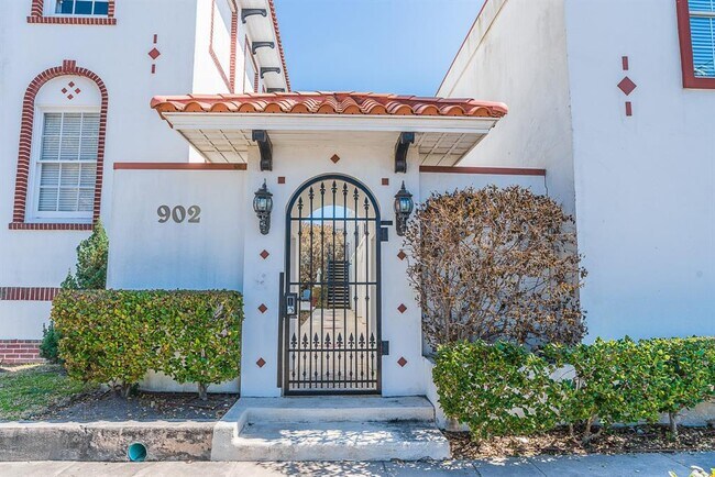 Foto del edificio - 902 22nd St