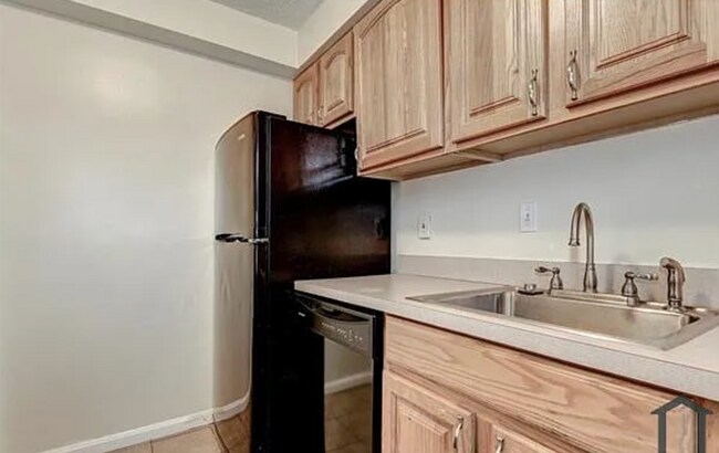 Foto del edificio - Newly Renovated 2 bedroom Unit for Rent!!