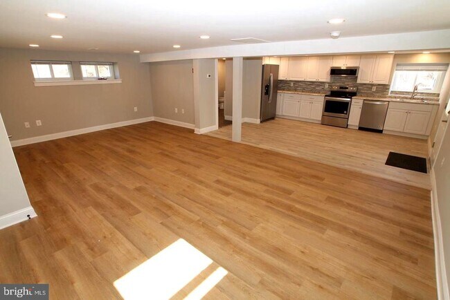 Foto del edificio - 538 Durham Rd