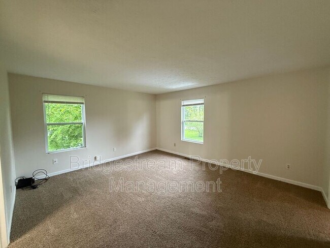 Building Photo - 4500 Elliot Ave