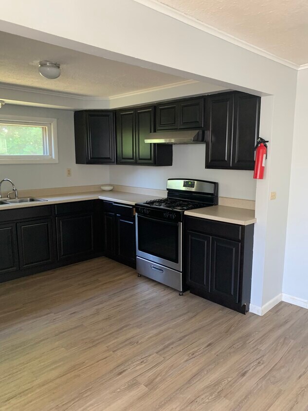 10 Babcock St, Oswego, NY 13126 House Rental in Oswego, NY