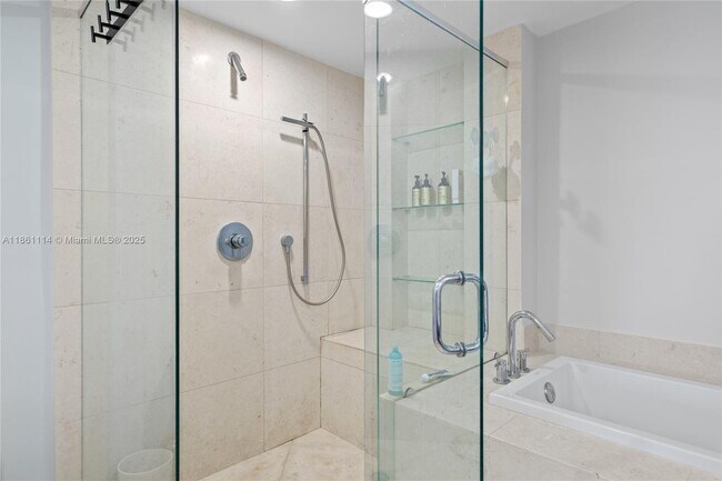 Photo - 465 Brickell Ave Apartment