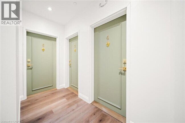 Photo du bâtiment - 153 Main St E