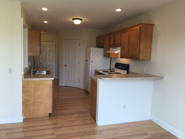 Foto del edificio - 2295 Shamrock Ln